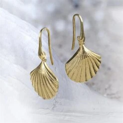 Golden Shell Earrings